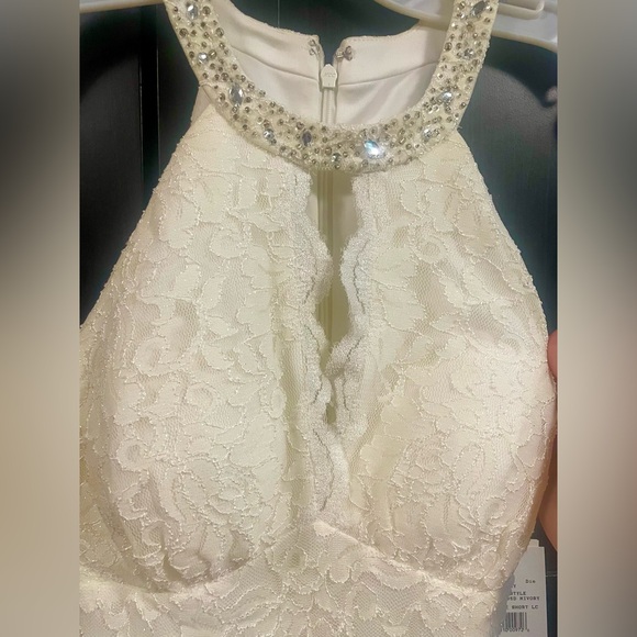 David’s Bridal Wedding/Bridal Shower Dress, Size 6, New, Unworn and Unaltered - Picture 3 of 10